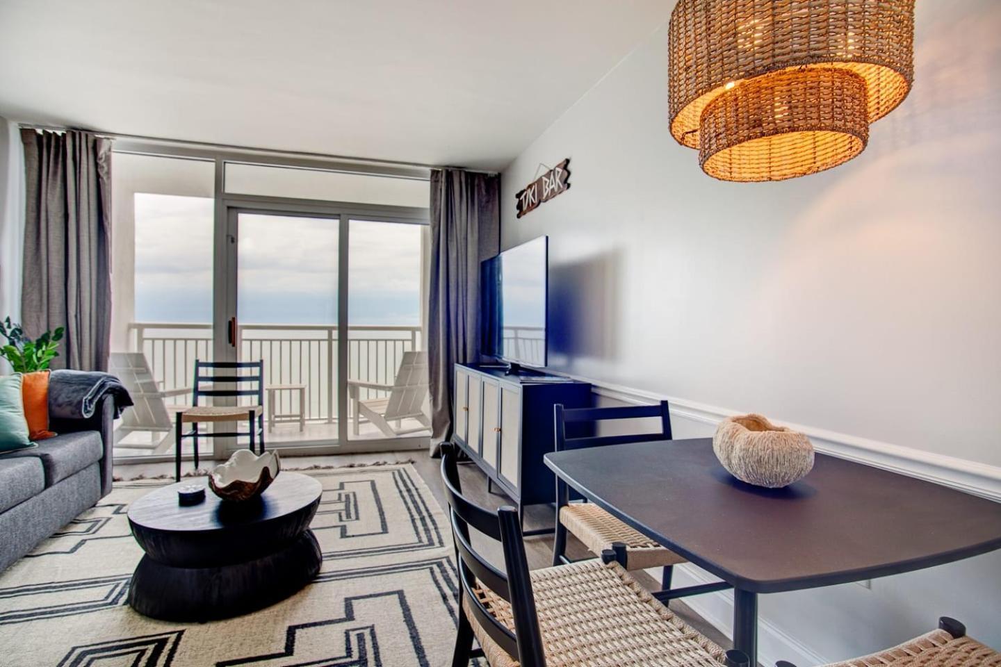 Oceanfront Escape Renovated Suite At Camelot Myrtle Beach Bagian luar foto